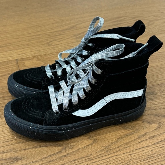 Vans GS SK8-Hi MTE - Youth Size 2‎ - Black Suede & Sparkle - EUC - Picture 4 of 10